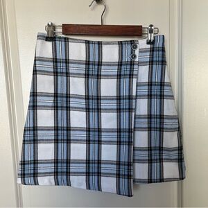 Plaid mini skirt